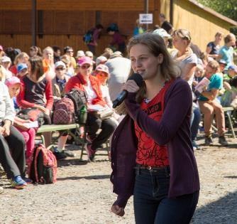 PROGRAM SETKÁNÍ NA PRAŠIVÉ AREÁL KAMENITÉ VE VYŠNÍCH LHOTÁCH 10.00 Zahájení, přivítání, rozhovor s otcem biskupem Františkem Václavem Lobkowiczem a úvodní program 10.