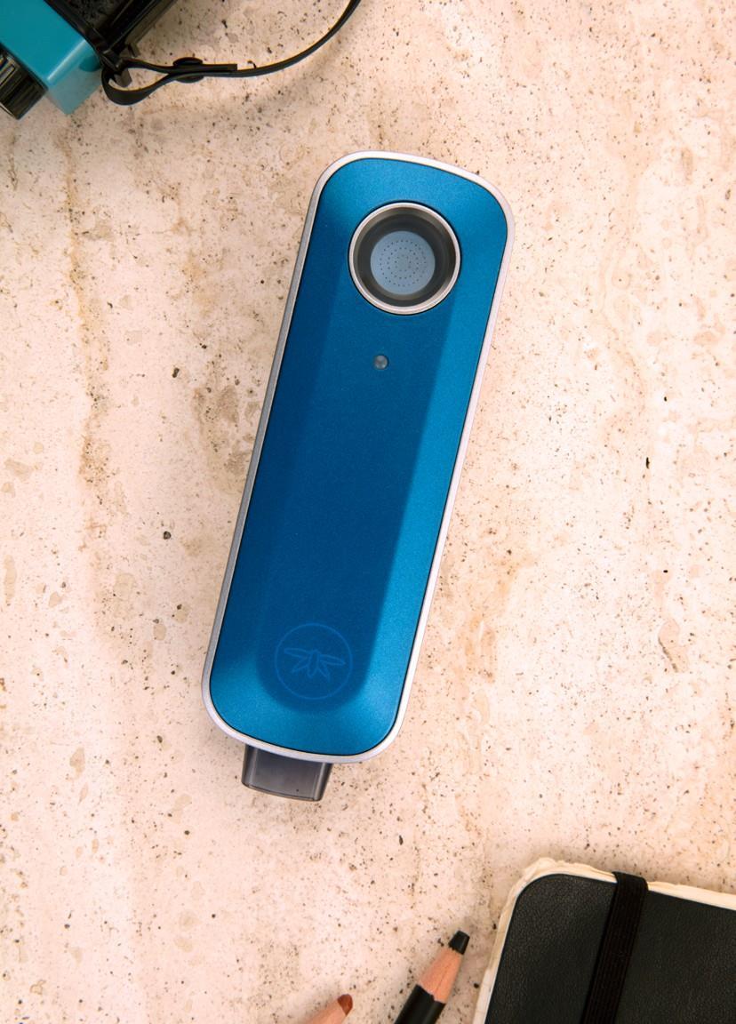 OBSAH 2 Seznamte se s přístrojem FIREFLY 2. Váš nový nejlepší přítel. Čím více přístroj Firefly2 poznáte, tím lépe Vám může sloužit.