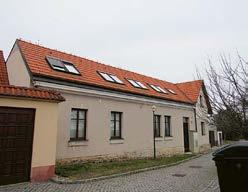 a a b Mělník (správní obvod obce Mělník), dům čp. 171 v ulici Vinohrady Karla IV.: a pohled na průčelní fasádu domu před zahájením prací.