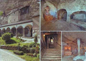 HRANIČNÍ TUNEL KLOBENSTEIN Na předělu spolkové země Tyrolska s Bavorskem (SRN) se nachází významné lyžařské středisko Kössen.