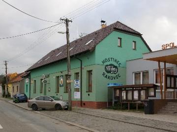 . 10x akorát, 0x drahé, 0x levné Ze tří obchodů dopadl nejlépe. Penzion a restaurace Rakovec 1. Vaří tu dobře? 10x ano, 0x ne 2.