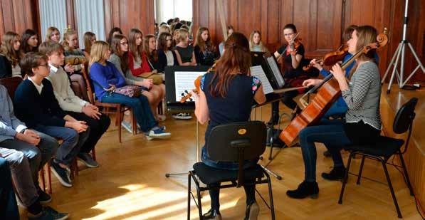 IV. Projekty pro mladé publikum Symfonický orchestr hl. m. Prahy FOK se systematicky věnuje výchově mladého publika. Je jedním z nejvýznamnějších pořadatelů pořadů pro děti a mládež v České republice.