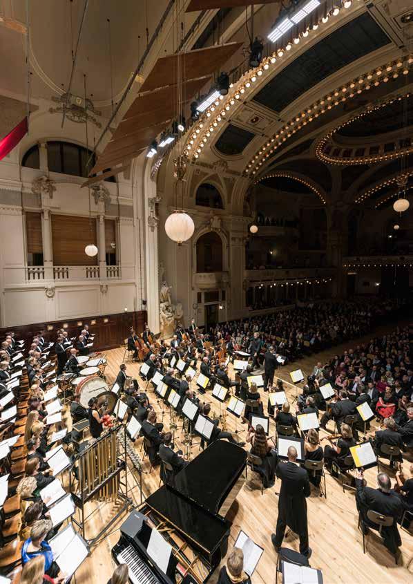 I. Úvod Orchestrální hudba II. VÝROČNÍ ZPRÁVA A ZPRÁVA O VÝSLEDKU HOSPODAŘENÍ ZA ROK 2017 Symfonický orchestr hl. m.