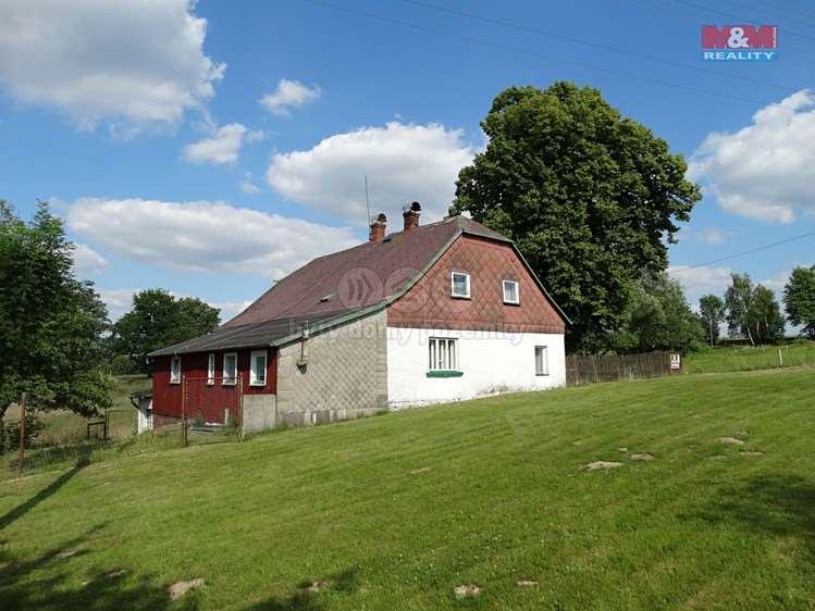 Záznam o prodeji srovnávané nemovitosti č. 6 1. Identifikace Prodej, Rodinný dům, 320 m 2, č.p. 326, Staré Křečany, okres Děčín Celková cena: 910.000 Kč Adresa: Staré Křečany, okres Děčín 2.