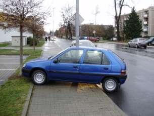 V roce 2008 bylo zjištěno překročení rychlosti vozidel o méně neţ 20 km/h ve 366 případech, o více neţ 20 km/h překročilo rychlost 76 řidičů.