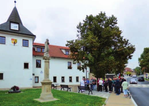 FARNÍ OKÉNKO ŽEHNÁNÍ MARIÁNSKÉHO SLOUPU v Praze - Dolních Počernicích v sobotu 16. 6. 2017 Řekněme si něco obecně o Mariánských, Trojičních, či morových sloupech.