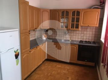 ID 70 Podlahová plocha: 59 m 2 Nájemné: 8 000 Kč/měs.; 135,6 Kč/m 2 /měs.