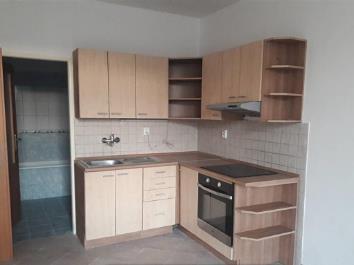 ID 218 Dispozice: 3+kk Podlahová plocha: 60 m 2 Nájemné: 6 500 Kč/měs.
