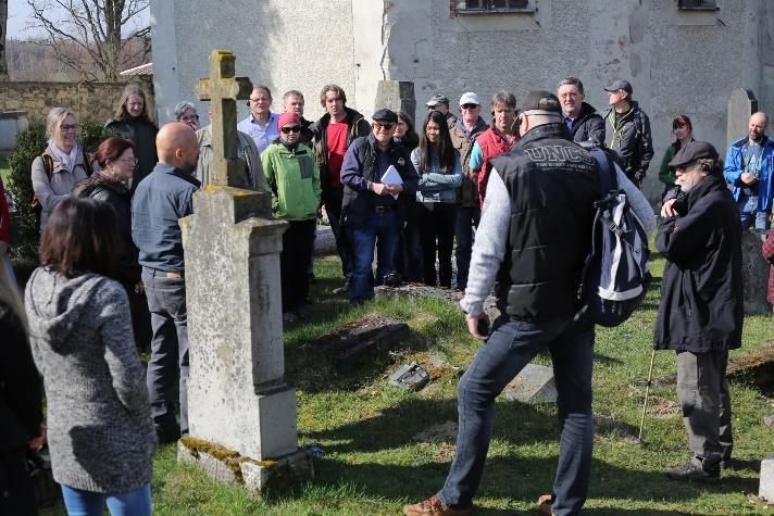 Setkání s různými starostkami a starosty z obou stran hranice Setkání se zástupci různých kulturních zařízení Několik setkání s podniky Několik setkání se zástupci Plzeňského / Karlovarského /