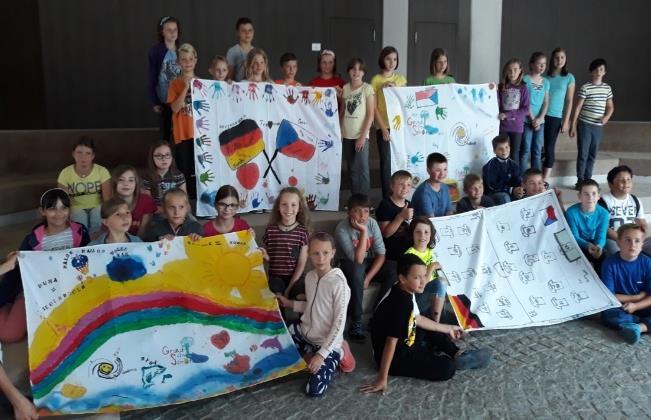 na koupališti Moorbad Intenzivní kurzy češtiny pro začátečníky (10. - 11. 3. 2018, 7. - 8. 4. 2018) Intenzivní kurz češtiny navazující kurz (12. 13. 5.