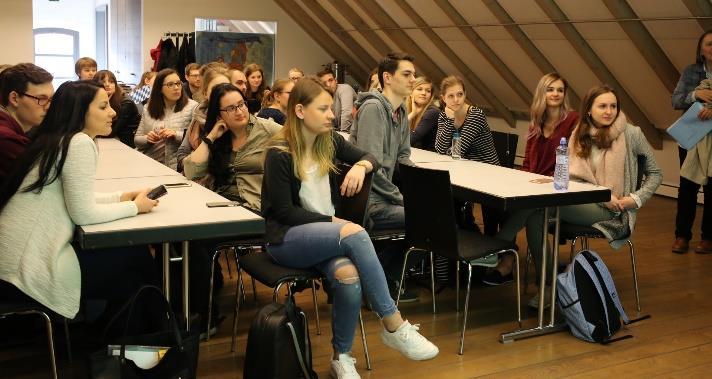 Kooperace a spolupráce v grémiích Kooperační partneři Centrum Bavaria Bohemia (CeBB) může při svých činnostech stavět na velkém množství dlouholetých kooperací.