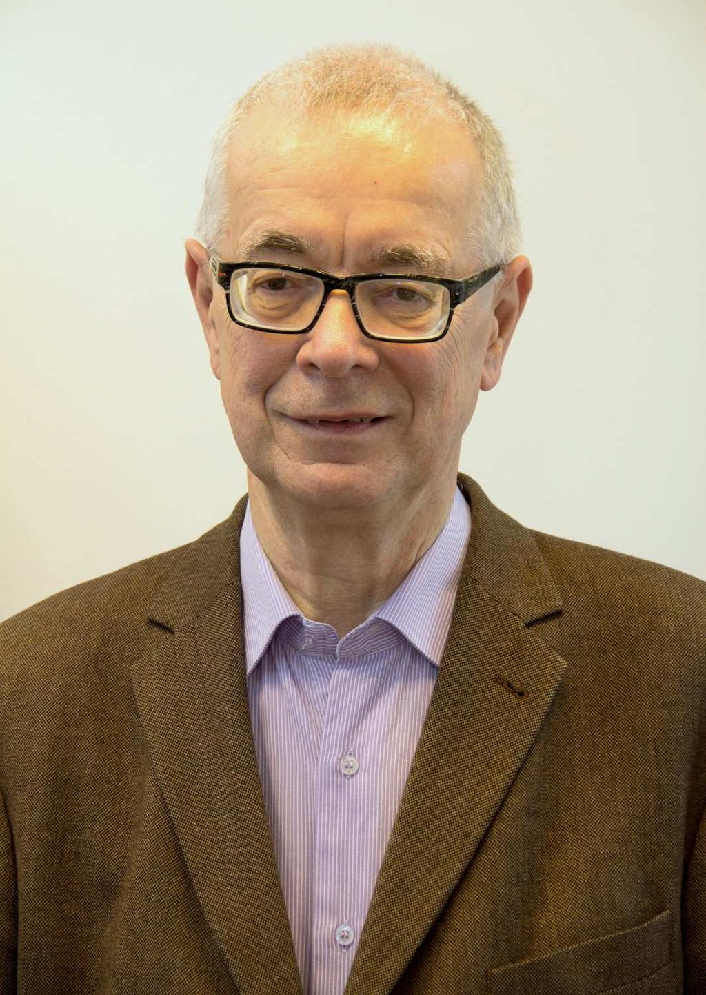 Zprávy oznámení VÝZNAMNÉ ŽIVOTNÍ JUBILEUM PROFESORA JAROSLAVA SMÍTALA Dne 16. srpna 2017 oslavil profesor RNDr. Jaroslav Smítal, DrSc., Dr. h. c.