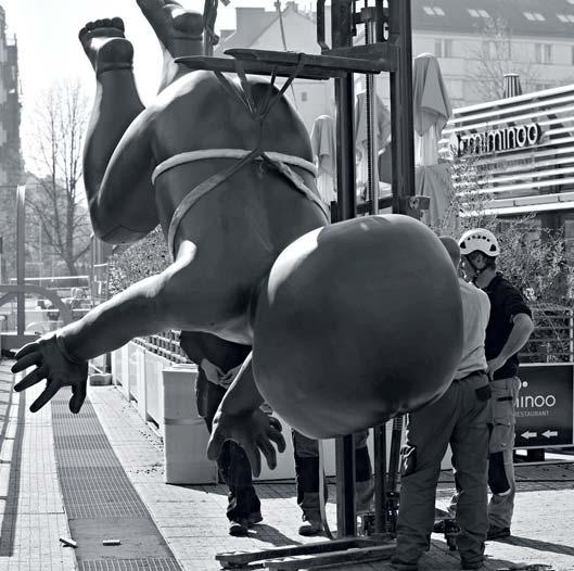 praha 7 STRUČNĚ Z PRAHY 7 Nová zastávka Planetárium Praha Praha 7 Pro historické tramvajové vozy slouží od poloviny dubna víkendová tramvajová zastávka Planetárium Praha. Na nástupní zastávku linka č.