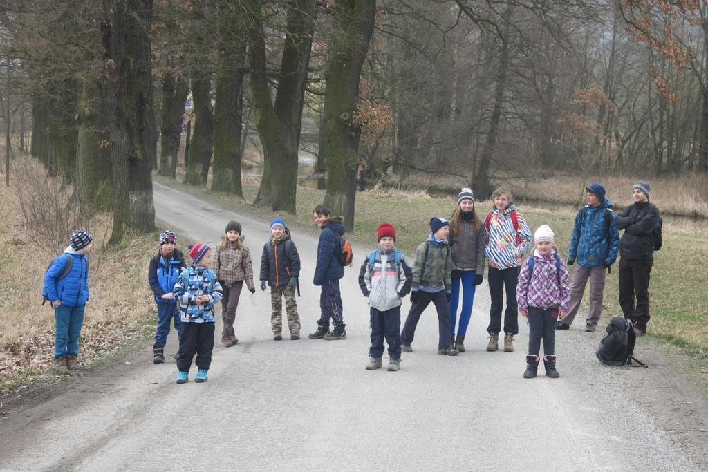 19. 3. 2016 Vítání jara Výprava, na které jsme chtěli přivítat jaro, byla společná se světluškami a skautkami.