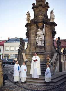 _ poličské církve Evangelický sbor v Poličce Evangelický sbor v Poličce si v roce 2018 kromě významných celospolečenských výročí připomněl i 100 let od ustavení samostatné Českobratrské církve