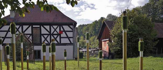 Innenstadt und zur Waldnaab. Hier werden regelmäßig geplant und durchgeführt, die der Kunst und Kultur sowie der Architektur nicht nur dienlich sein, sondern sie auch vorantreiben sollen.
