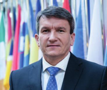 ROZHOVORY Review msline.cz Česká republika je ceněna zejména za spolupráci v drogové a finanční kriminalitě Jedním z významných zástupců České republiky v evropských strukturách je bezesporu genmjr.