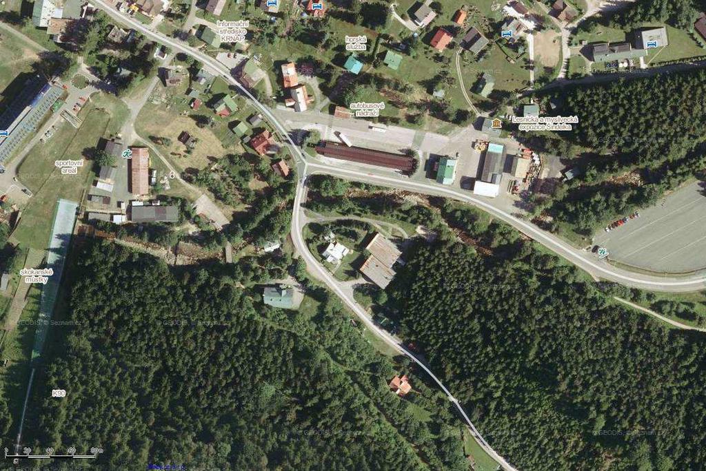 Majitel pozemku je společnost AVE CZ odpadové hospodářství s.r.o., Pražská 1321/38a, 102 00 Praha 10, IČ: 493 56 089 Areál byl zkolaudován rozhodnutím č.j.: 1080/82-332/5/Ot ze dne 17.
