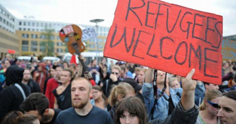 Politika a veřejná správa Soud EU zamítl žalobu vůči kvótám na přijímání uprchlíků Nejvyšší soud v Evropské unii zamítl žalobu Slovenska a Maďarska proti povinným kvótám na přijímání uprchlíků.
