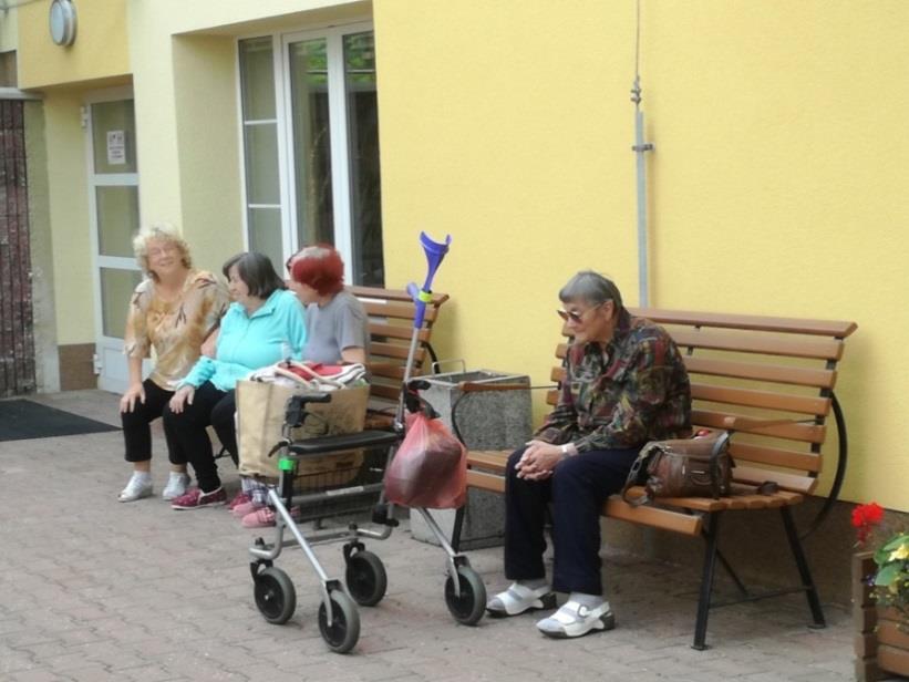 Léto je v plném proudu a domov doslova rozkvetl.
