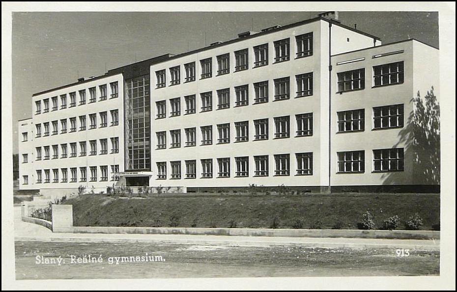 Novinkou v rámci programu bude promítání unikátních historických záběrů města Slaného, které celý pátý ročník zahájí.