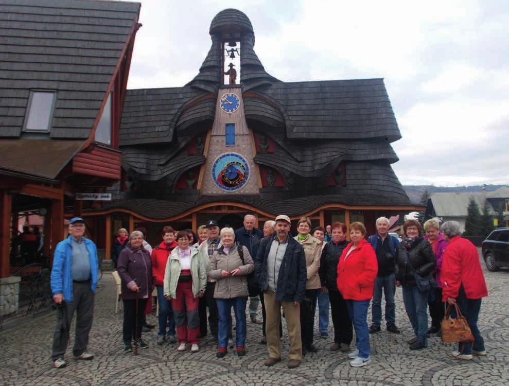 SENIOR KLUB Seniorské bilancování Naši stěžejní akci v listopadu byl zájezd na Oravici do termálních bazénů. Chtěli jsme si vyzkoušet, zda jsme otužili, či nikoliv.