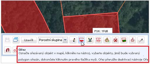 Obrázek 15 Výběr polygonu a aktivace nástroje pro ořez 4. Levým tlačítkem myši v mapě označte polygon (nebo i více polygonů), kterými hodláte ořezávat.