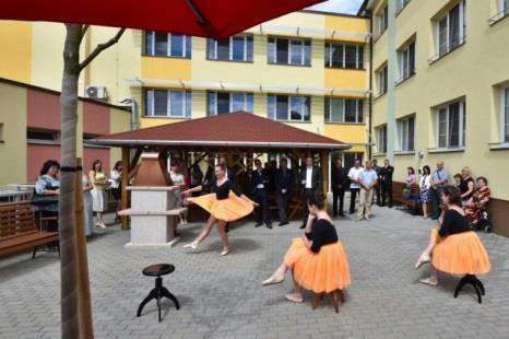 veškerá únava i myšlenka, že by snad něco