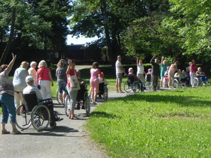Abychom vzali ven co nejvíce uživatelů, přišly nám pomoct i naše známé seniorky ze SPCCH a