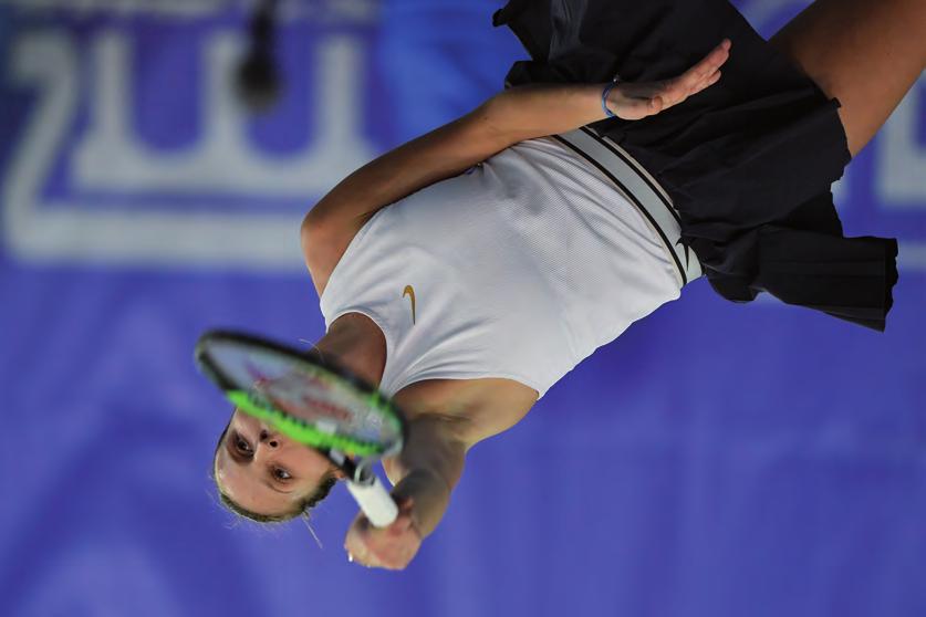 ZÁVODNÍ TENIS I.ČLTK PRAHA / K LUBOVÁ REVUE 01/20 1 9 NOVÝ KOUČ? SUPER!