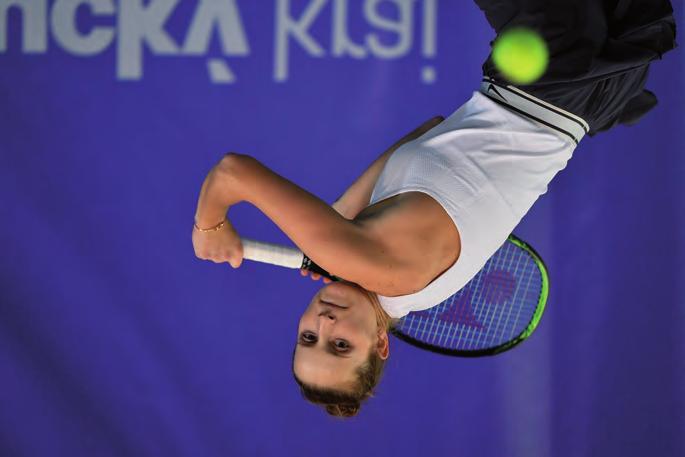 Míša Krajiceková byla ochotna okamžitě za Markétu zaskočit, i když původně vůbec neměla hrát. Před finále se spalo v Říčanech, přestože je to do Prahy a vlastních postelí jen skok.