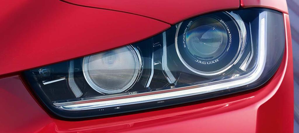 DESIGN DESIGN EXTERIÉRU DYNAMICKÉ PROPORCE SVALNATÝ VZHLED Veškerý design jsme zredukovali na to nejdůležitější. Dobří designéři vždy říkali, že méně je více.