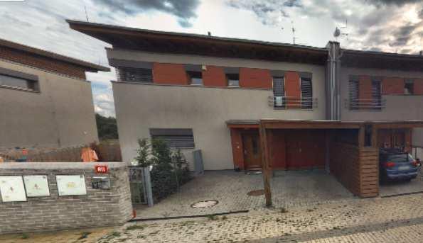 3 ) Praha, Dolní Počernice, Makovského 911 - č.j.