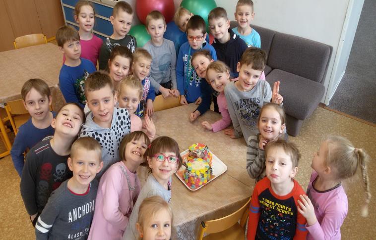 Tato návštěva byla pro nás velkým přínosem a chtěli bychom touto cestou poděkovat panu záchranáři, že si udělal čas a přiblížil nám povolání záchranáře.