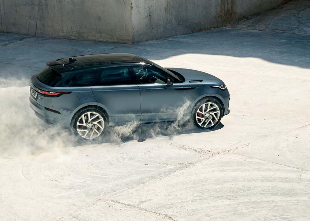 PROVOZNÍ VLASTNOSTI Přeplňovaný zážehový motor V8 5,0 l s upraveným turbodmychadlem nabízí dokonalé zážitky z jízdy.