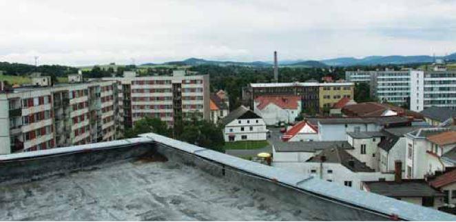 Obrázek 35 - Atika jednoplášťové střešní konstrukce [3] Obrázek 36 -