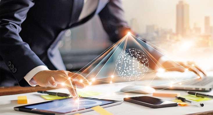 TopCFO 2019 45 přiměřenost bank je dnes globálně téměř třikrát vyšší, než byla vroce 2008, kdy činila necelá čtyři procenta (měřeno poměrem tzv. Tier 1kapitálu krizikově váženým aktivům).