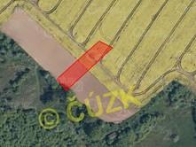 zpevněné komunikaci. Nabídka: 2018 25Kč/m 2 6.