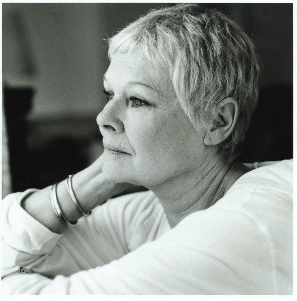 JUDI DENCH AUTORKOU OFICIÁLNÍCH FOTEK /2.