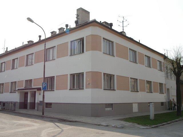 Hosté mají možnost využít místnost s pračkou a sušárnu,