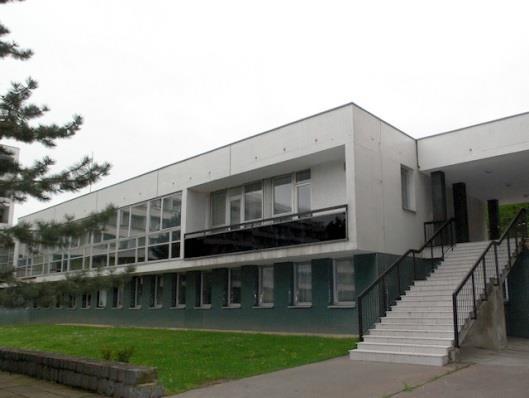 3.1.2 UNI hotely Garni hotel Vinařská 5, 603 00 Brno Pro hotelové ubytování je vyhrazeno v areálu kolejí Vinařská 60 dvoulůžkových a 4