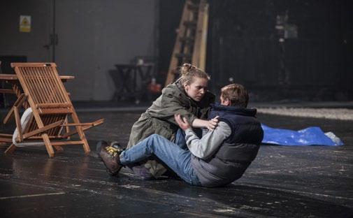 Inscenací roku Macbeth Too Much Blood Davida Jařaba