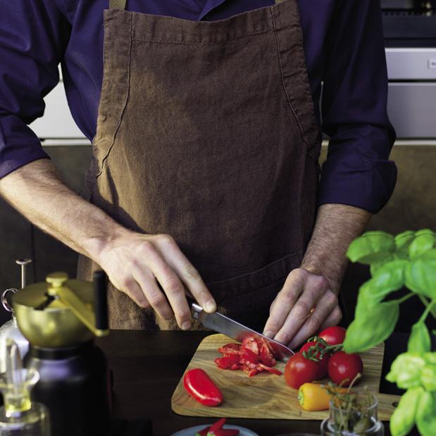 Passionate About Making IGNITE YOUR CREATIVITY For almost 100 years KitchenAid has been celebrating your passion for cooking, designing appliances that inspire your creativity.