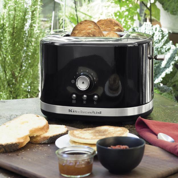 ovládanie so zdvíhacou páčkou na extra vysoké zdvihnutie pečiva שליטה ידנית וידית הגבהה B Automatic cycle toasting Automatyczny cykl opiekania Automatický cyklus opékání Tostiranje automatskim