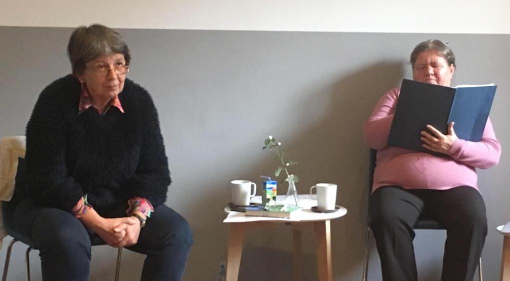 RELAXAČNĚ SYMBOLICKÁ TERAPIE Relaxačně- symbolická terapie (RST) kombinuje AT a symboliku dle Junga Kongres RST v Maďarsku akreditovaný výcvik (Dr. Hadašová, Dr.