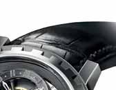A to odvíjením nikoliv řetízku, ale lanka z Dyneema. Což je vlákno tkané z high-tech plastu, které unese při průměru 0,18 mm zátěž až 10 kg.