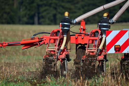 Metoda strip till u kukuřice Dva pohledy na metodu