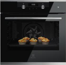 K VK D E 4 0X Vnitřní objem (l): 46 Vybavení: boční chromované držáky s EasyEntry rošt chromovaný Technologie SteamBake přidá na začátku pečení k horkému vzduchu i páru, která na pokrmech vytvoří 