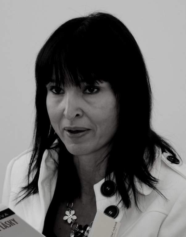 prezentace, videoukázky a ukázky z knih kvíz SIMONA MONYOVÁ A DOMÁCÍ NÁSILÍ V KNIHÁCH vymezení pojmů a