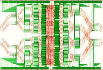 9 uveden elektrooptický polarizačně nezávislý přepínač, který umožňuje přepnout signál z kteréhokoli z 16 vstupních vláken do kteréhokoli ze 16 výstupních vláken s časovou konstantou 5 ns.